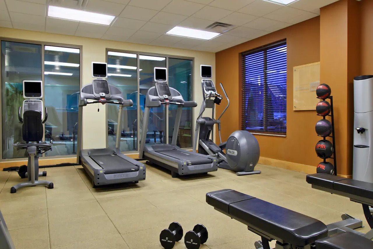 Hilton Garden Inn Columbus-University Area מראה חיצוני תמונה