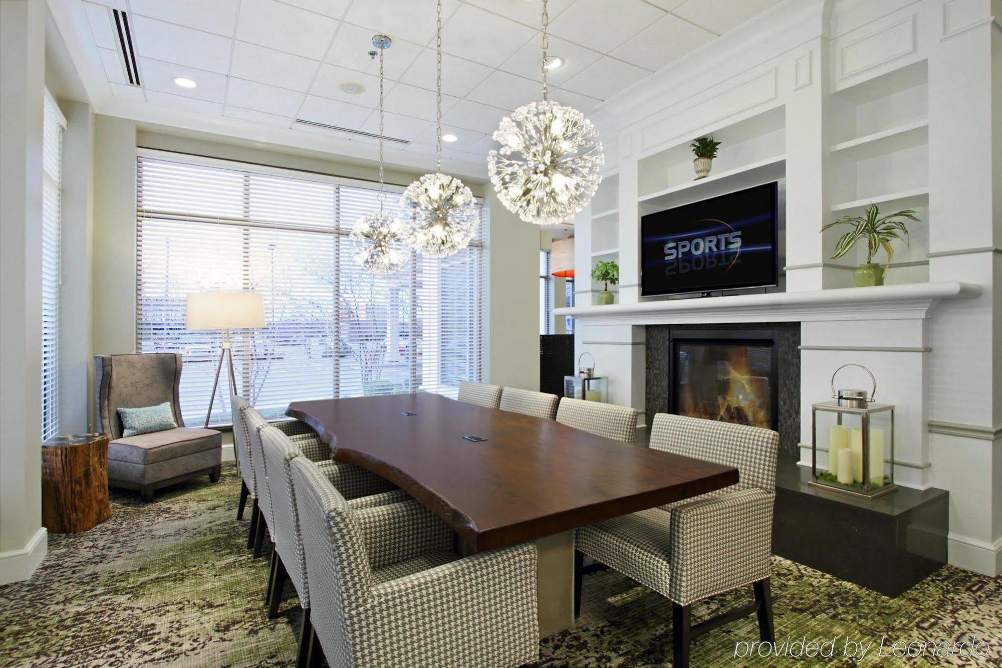 Hilton Garden Inn Columbus-University Area מראה חיצוני תמונה