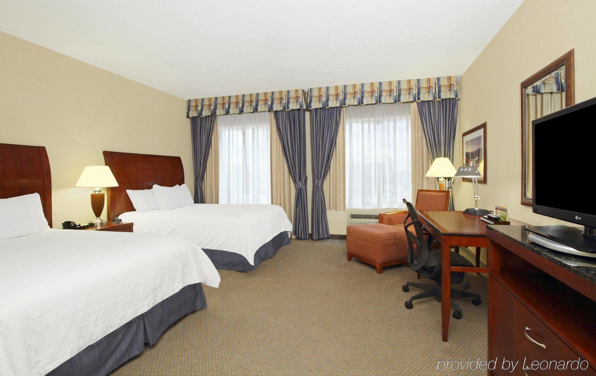 Hilton Garden Inn Columbus-University Area מראה חיצוני תמונה